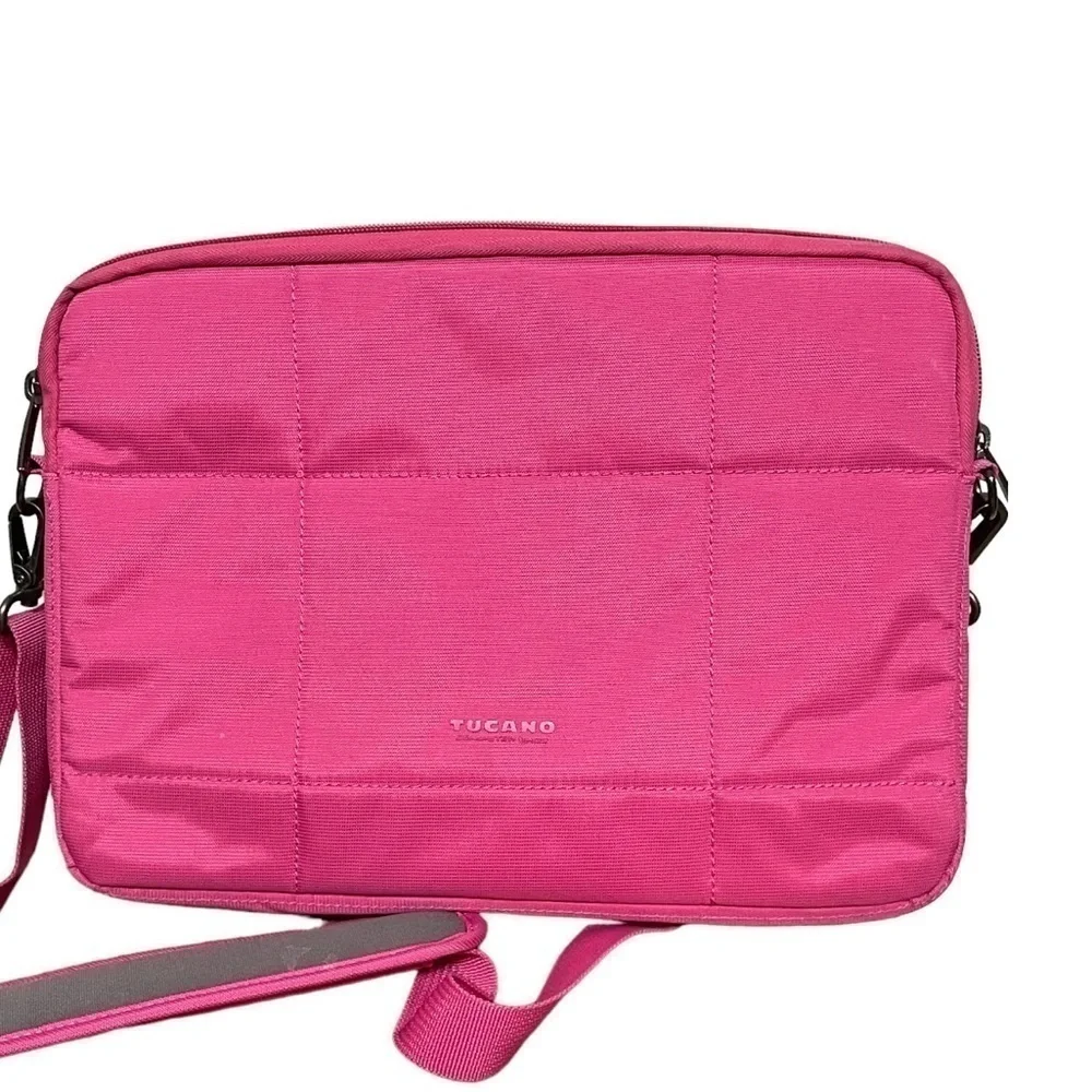 Tucano Hot Pink Laptop Case 14 Inch